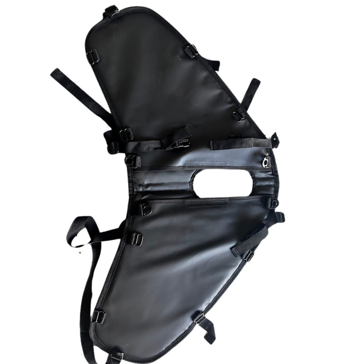 Black rackless pannier with strap loops