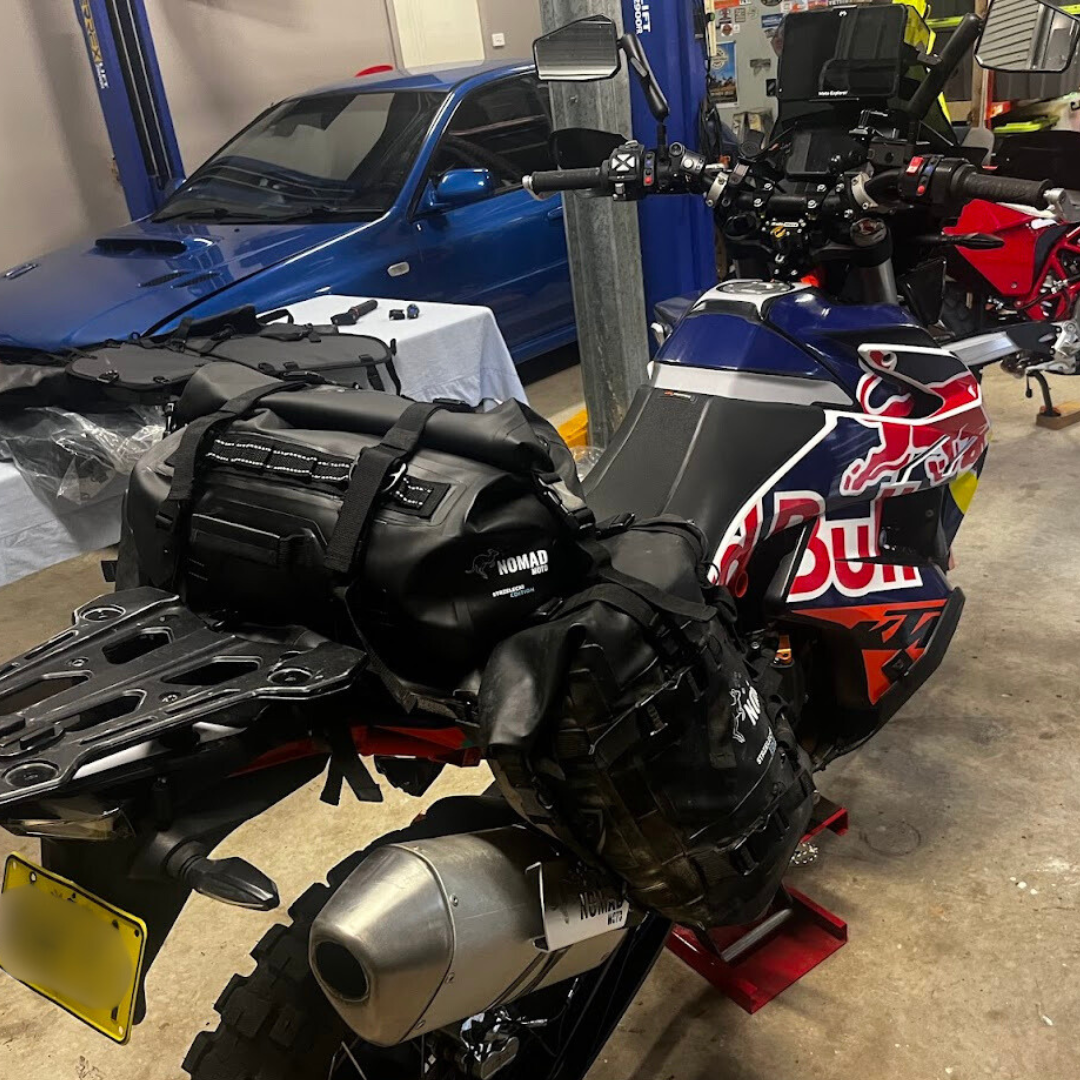 NOMAD MOTO exhaust heat shield with panniers