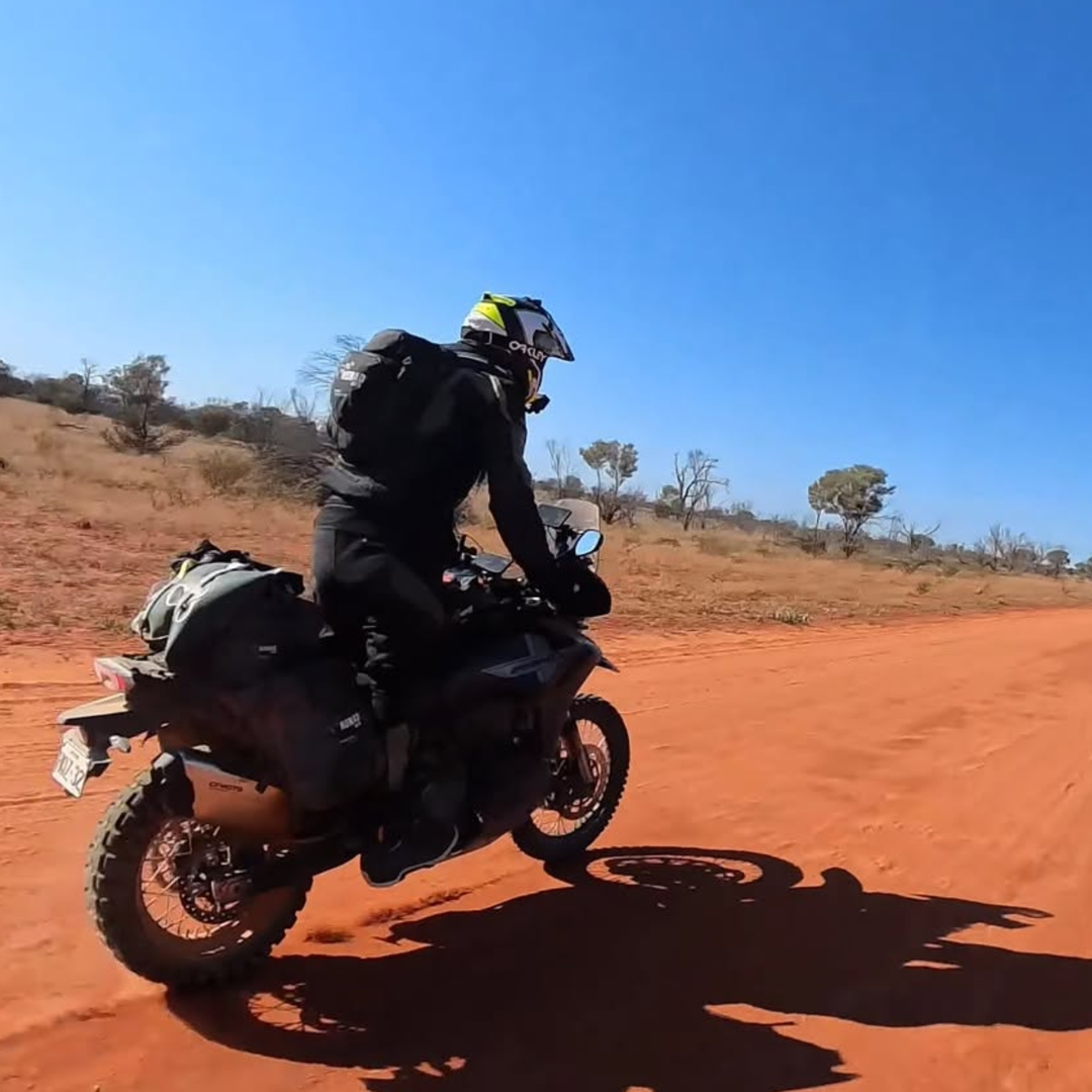 NOMAD MOTO