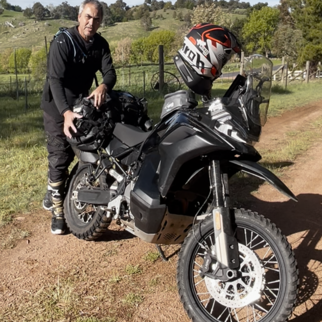 NOMAD MOTO Mini Gibb 7L – Tie-On Waterproof Adventure Bag - NOMAD MOTO