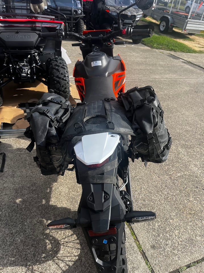 NOMAD MOTO Rackless 65L - Adjustable Base - NOMAD MOTO