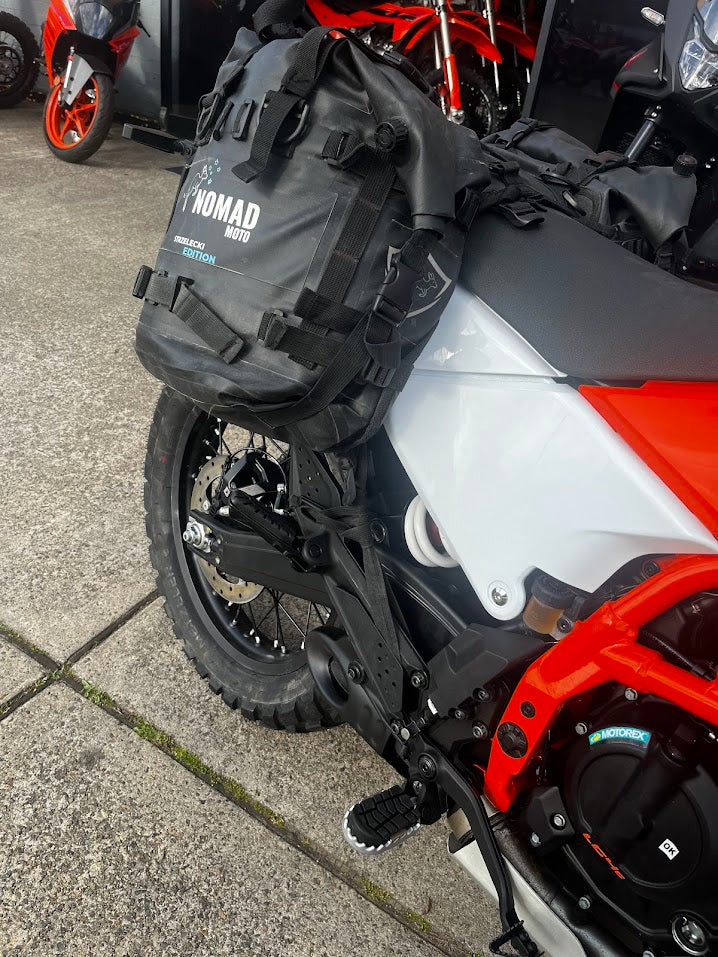 NOMAD MOTO Rackless 65L - Adjustable Base - NOMAD MOTO