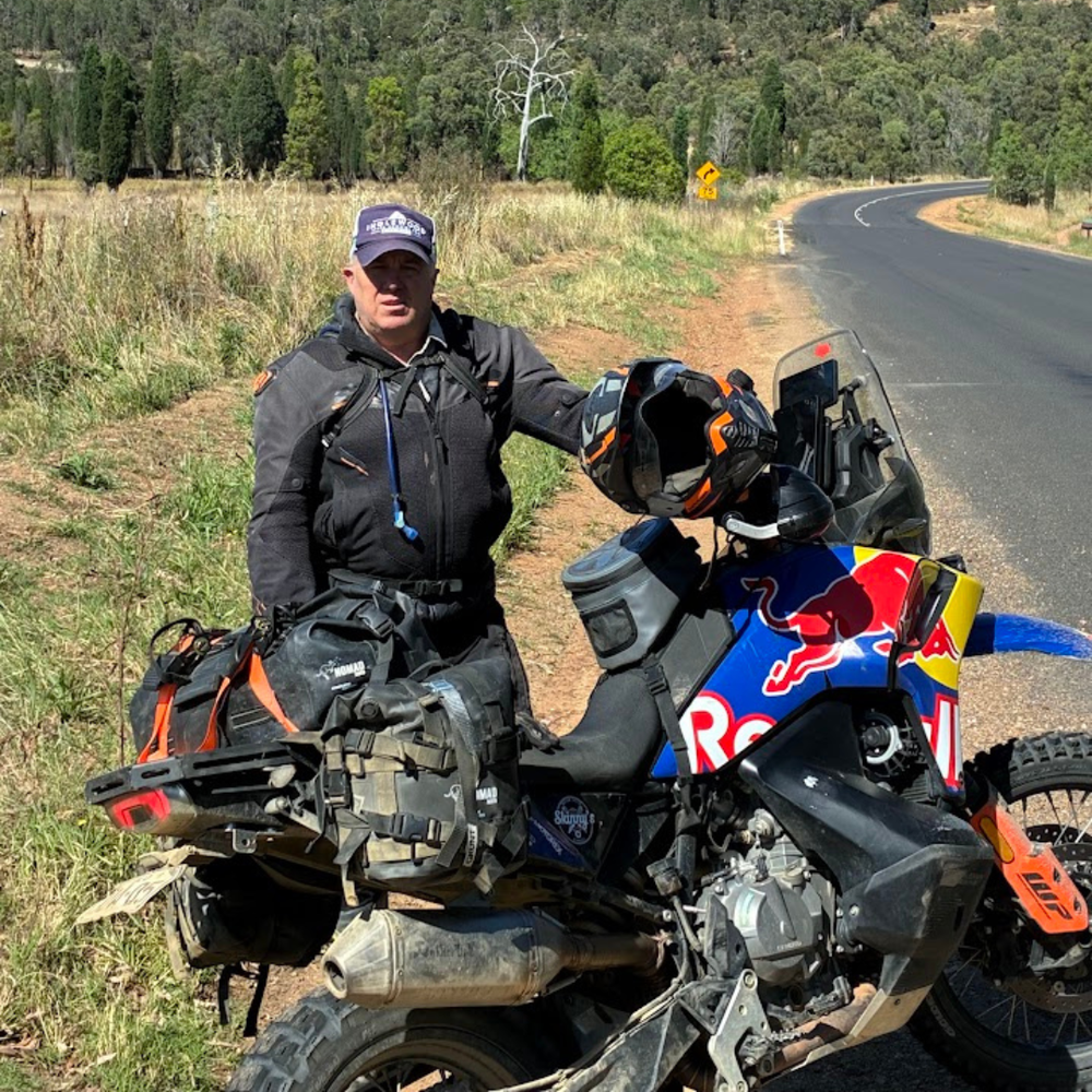 NOMAD MOTO