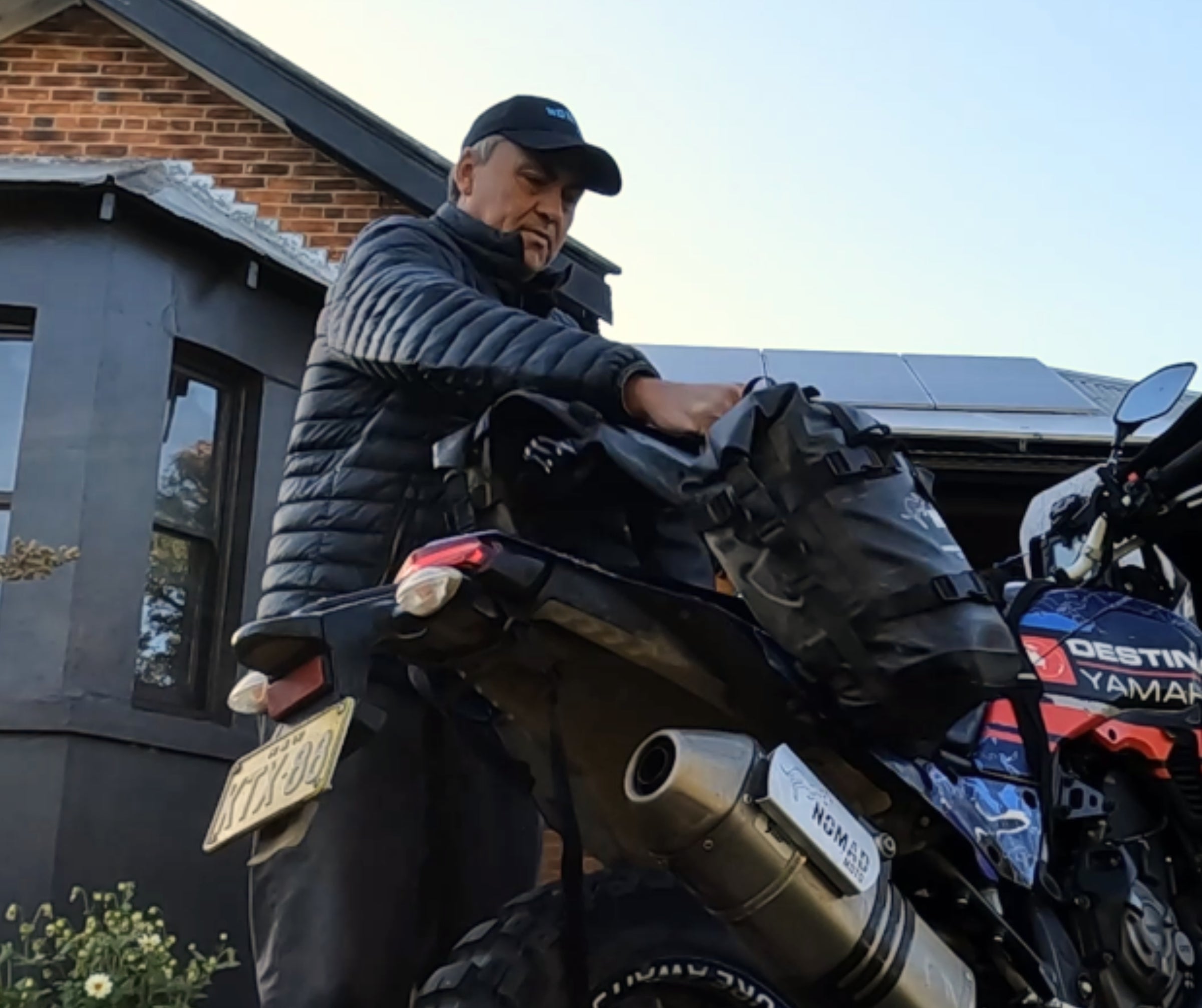NOMAD MOTO