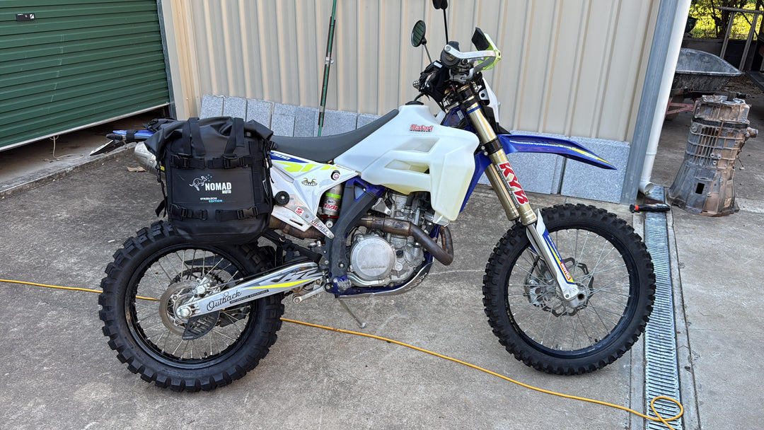 NOMAD MOTO Strzelecki Rackless Base System